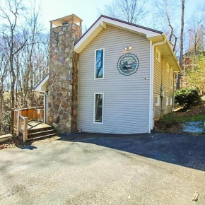 Whispering Bears Chalet